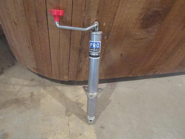 NEW 2000LB PRO SERIES JACK