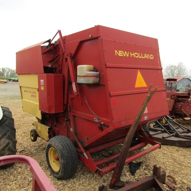 853 NEW HOLLAND ROUND BALER