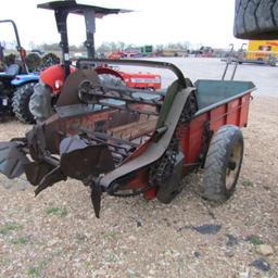 206 NEW IDEA MANURE SPREADER  - NICE