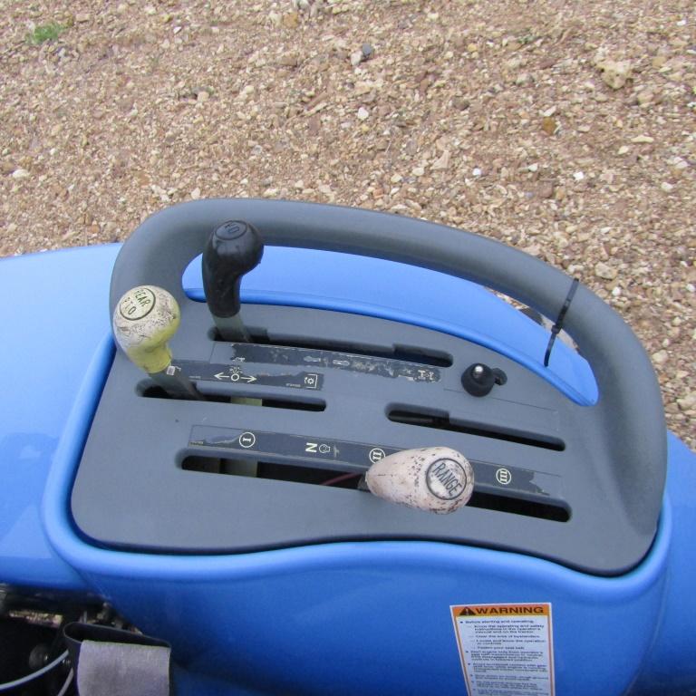 TC29DA NEW HOLLAND TRACTOR W/ BUSHOG BACKHOE