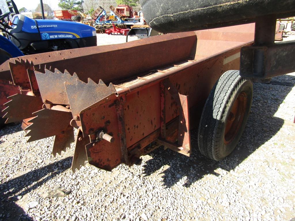 160 MASSEY FERGUSON MANURE SPREADER