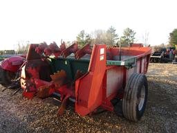 721 MASSEY FERGUSON MANURE SPREADER -NICE