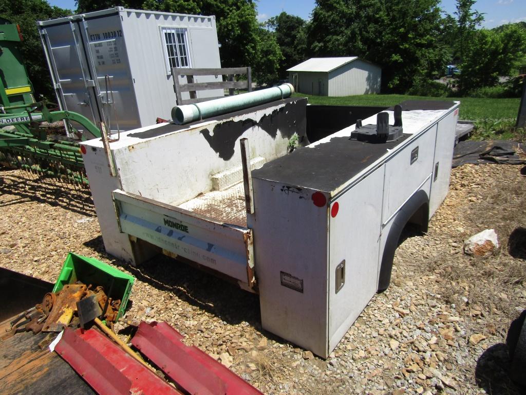 8FT SERVICE BED