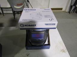 KOBALT AUTO DARKENING WELDING HELMET