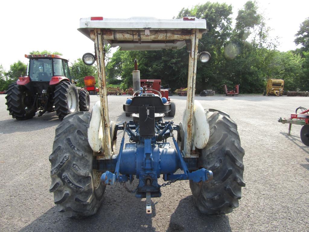 4000 FORD TRACTOR