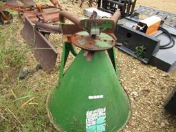 FERTILIZE SPREADER