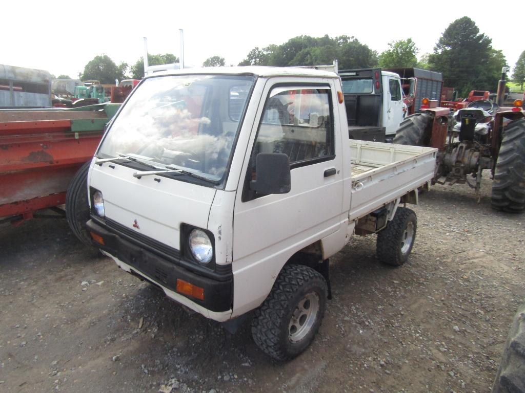 MITSHUBISHI MINI TRUCK - NO TITLE