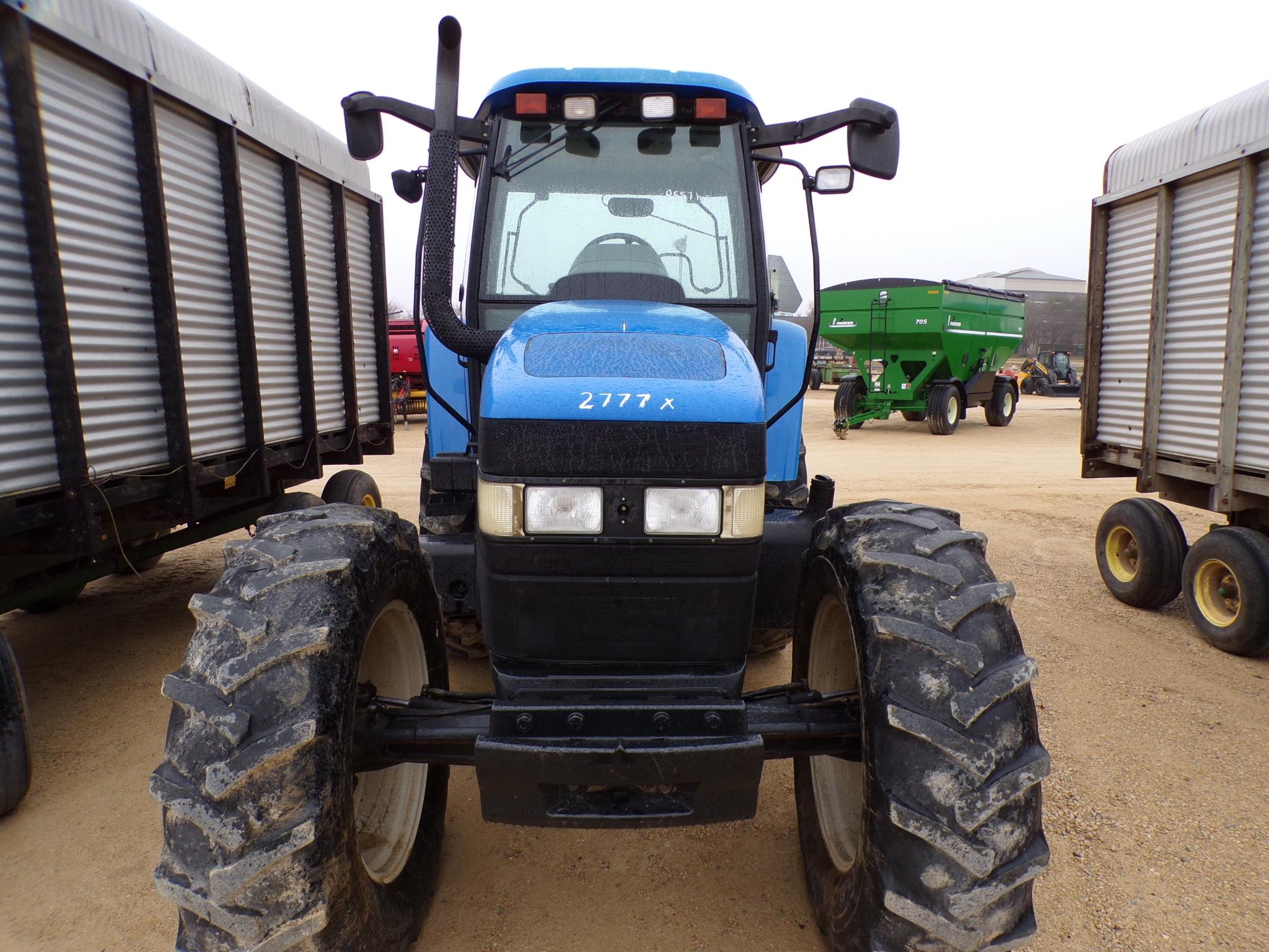 NEW HOLLAND TM130 2777