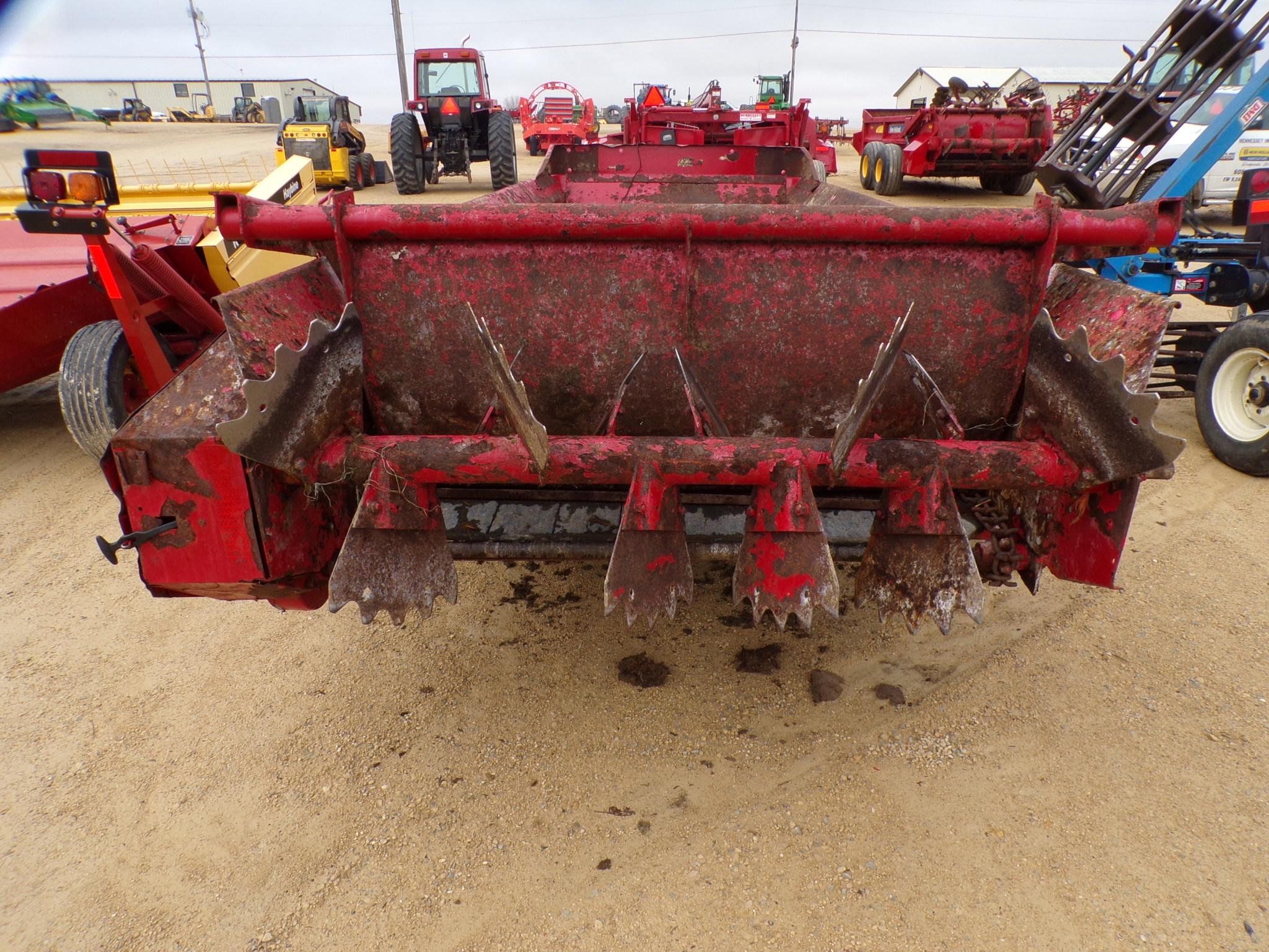 2013 NEW HOLLAND 165 3211