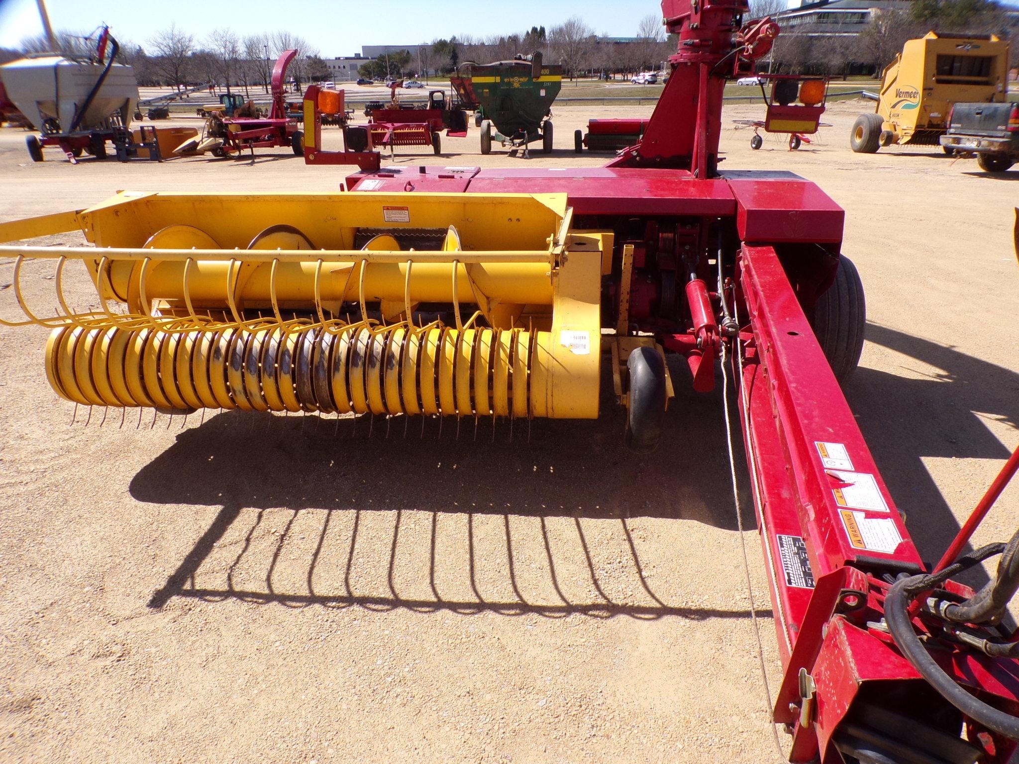 2008 NEW HOLLAND 790 3334