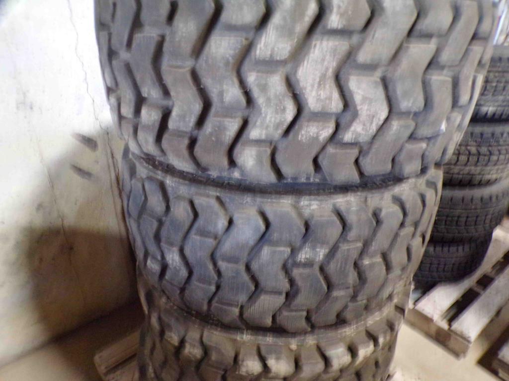 CARLISLE 26X16.00-12 120T