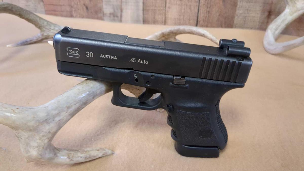 GLOCK MODEL 30 .45 AUTO SEMI-AUTO PISTOL