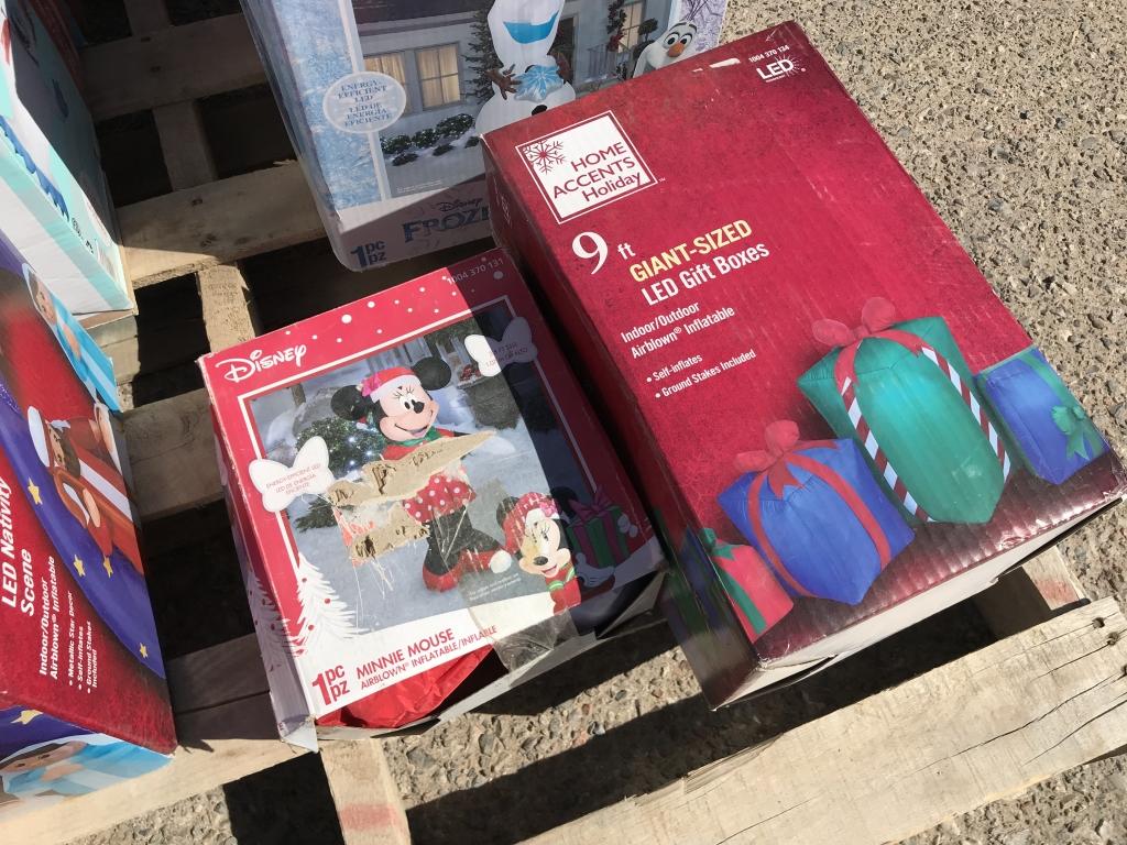 (7)pc Boxed Outdoor Chrismas Inflatables