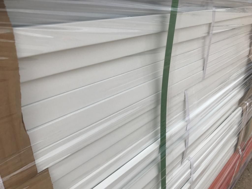 UNUSED 6pcs of Pallet Racking