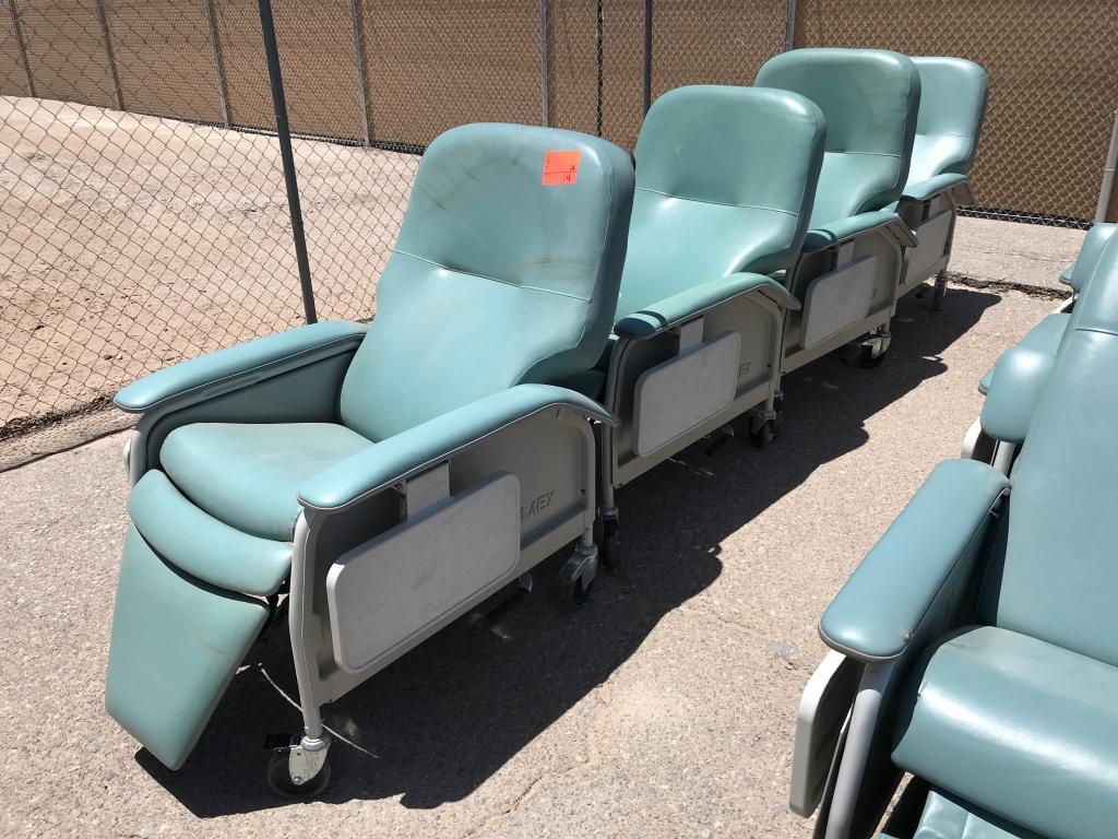 (4)pcs Lumex Healthcare Chairs - A