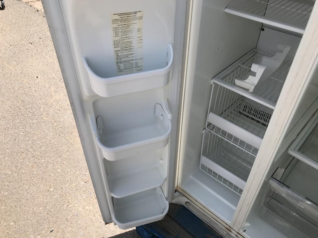 School Surplus Appliance - Kenmore Refrigerator -H