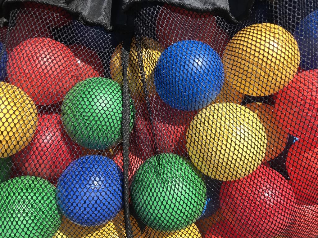 School Surplus - Inflatable Jumping Play Pit