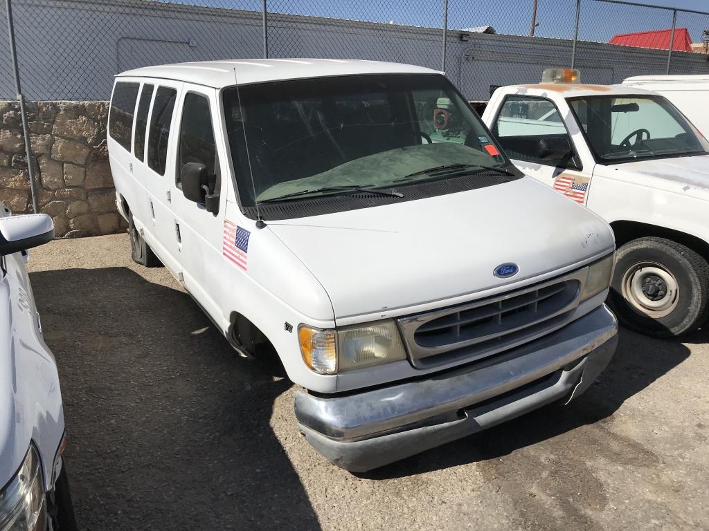 1997 Ford E-150 XLT Passenger Van