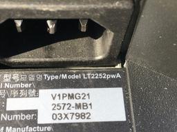 School Surplus Monitors - Dozens Lenovo's