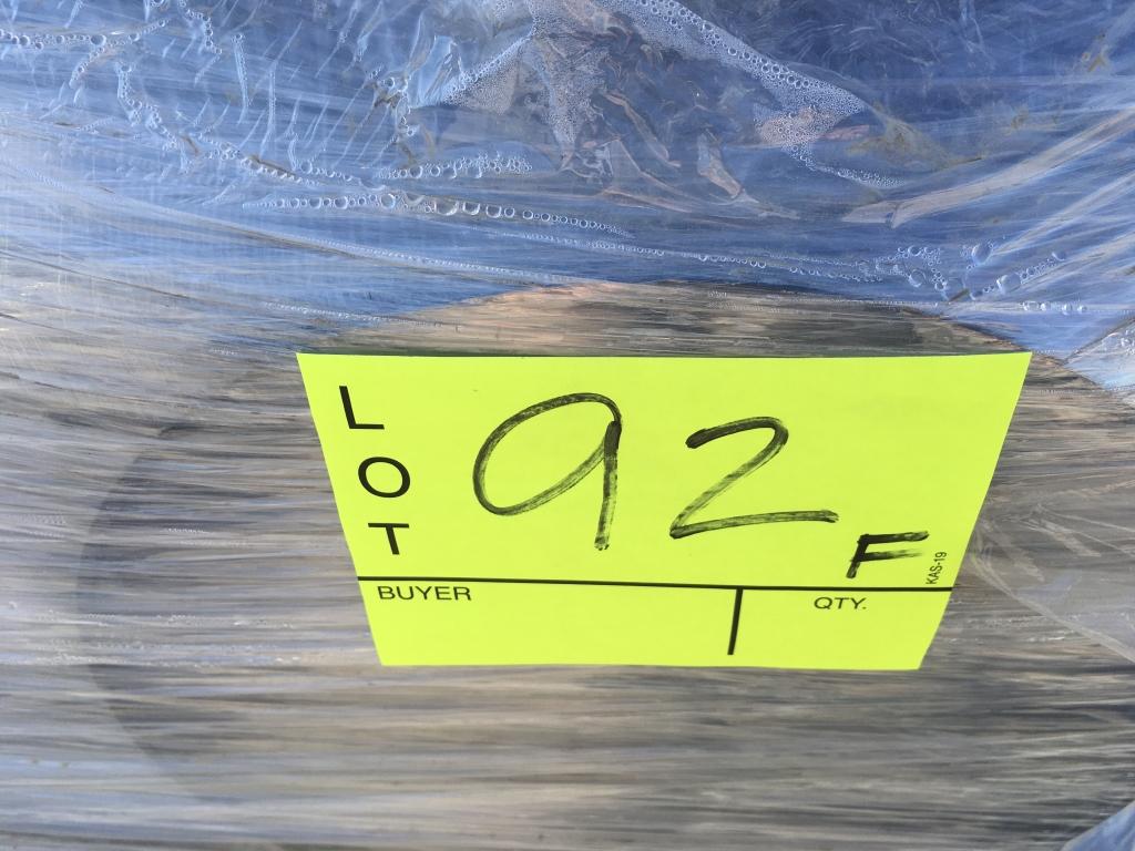 School Surplus Monitors - Dozens Lenovo's