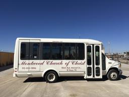 1999 Ford E350 Shuttle Bus w/ Lift