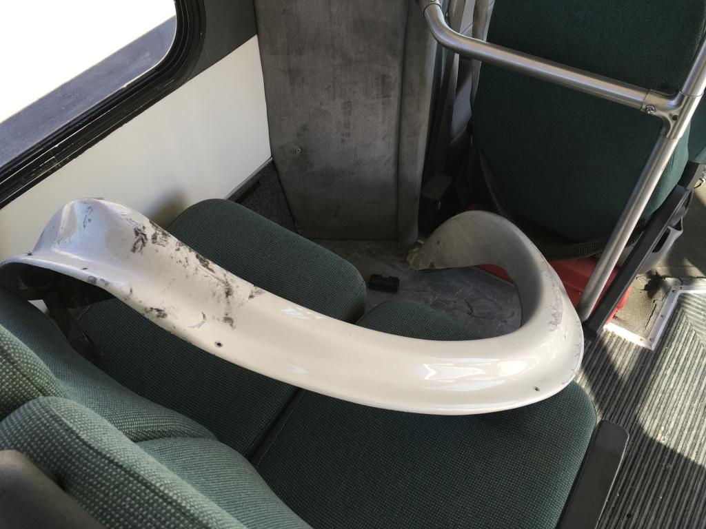 1999 Ford E350 Shuttle Bus w/ Lift