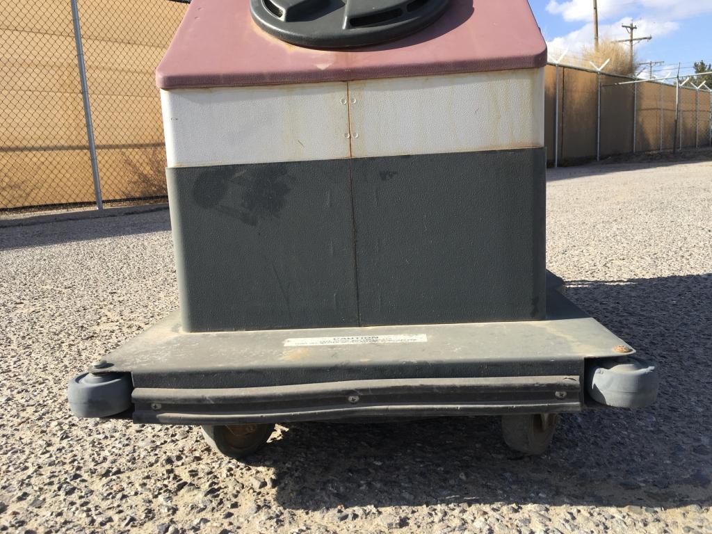 Minuteman 2600 Floor Cleaning Machine -F