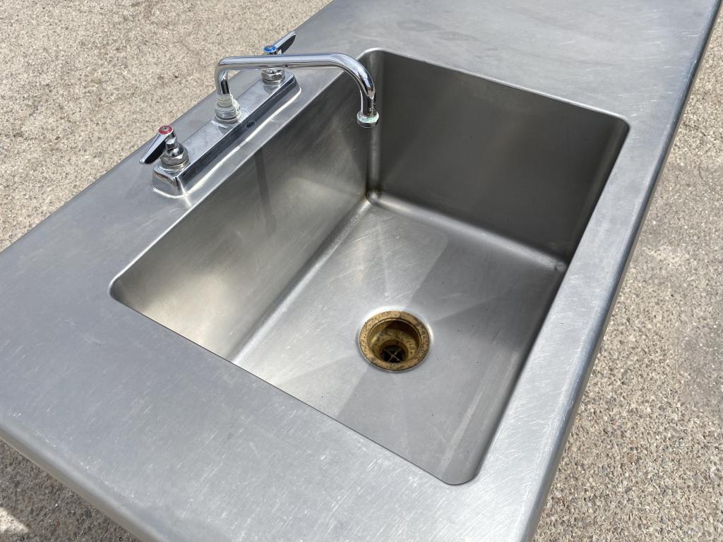 8FT SS Kitchen table w/ Sink & Faucet