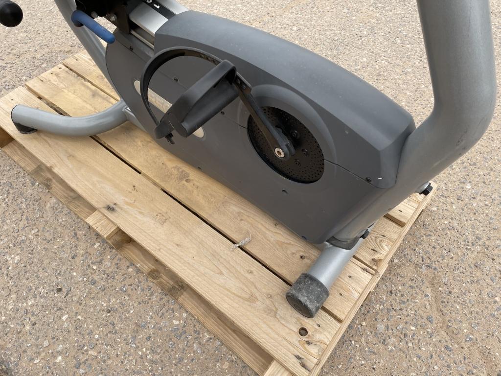 Precor 846i Bicycle -B