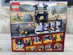 UNUSED LEGO Marvel Super Heroes Avenger Set