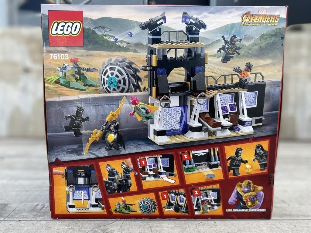 UNUSED LEGO Marvel Super Heroes Avenger Set