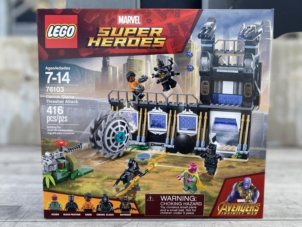 UNUSED LEGO Marvel Super Heroes Avenger Set