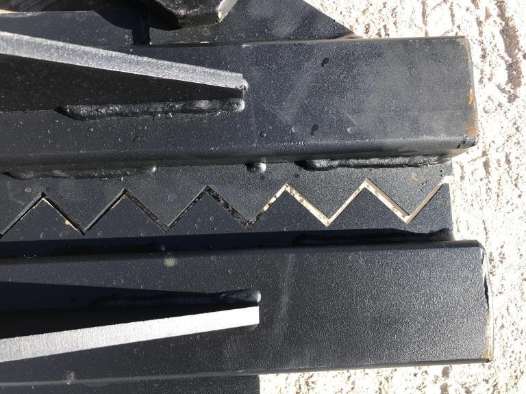UNUSED Hydraulic Skid-Steer Tree Puller