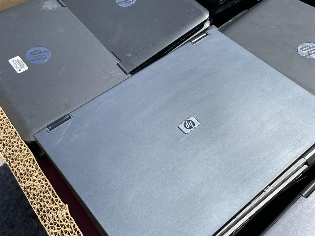 Aprx (240)pcs -Dell ChromeBooks,HP Streams/Laptops