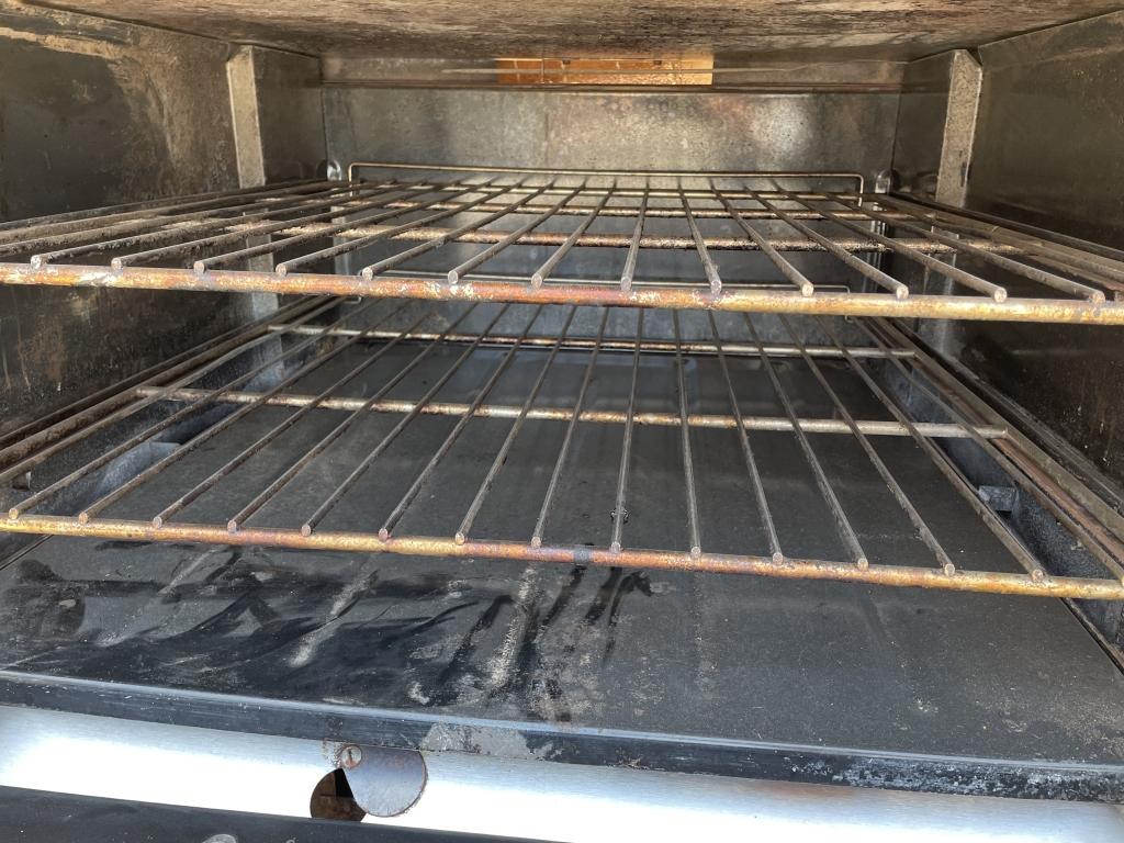 Vulcan Gas Flattop w/ Oven
