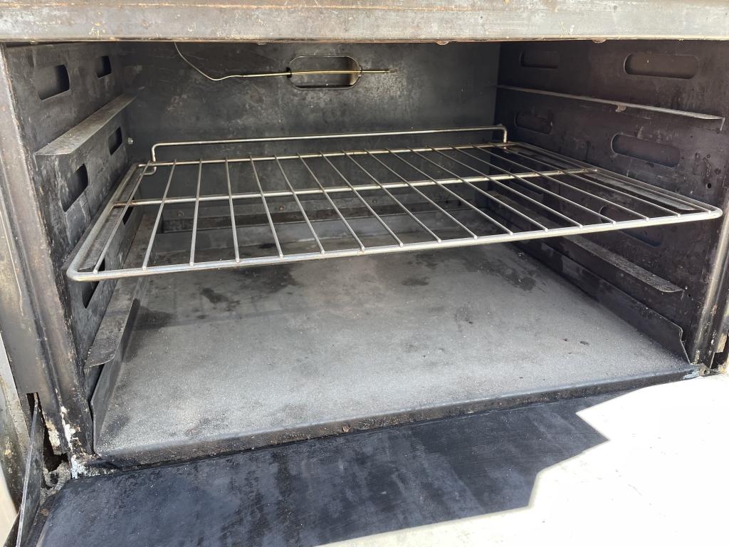 6 Burner Gas Range / Oven