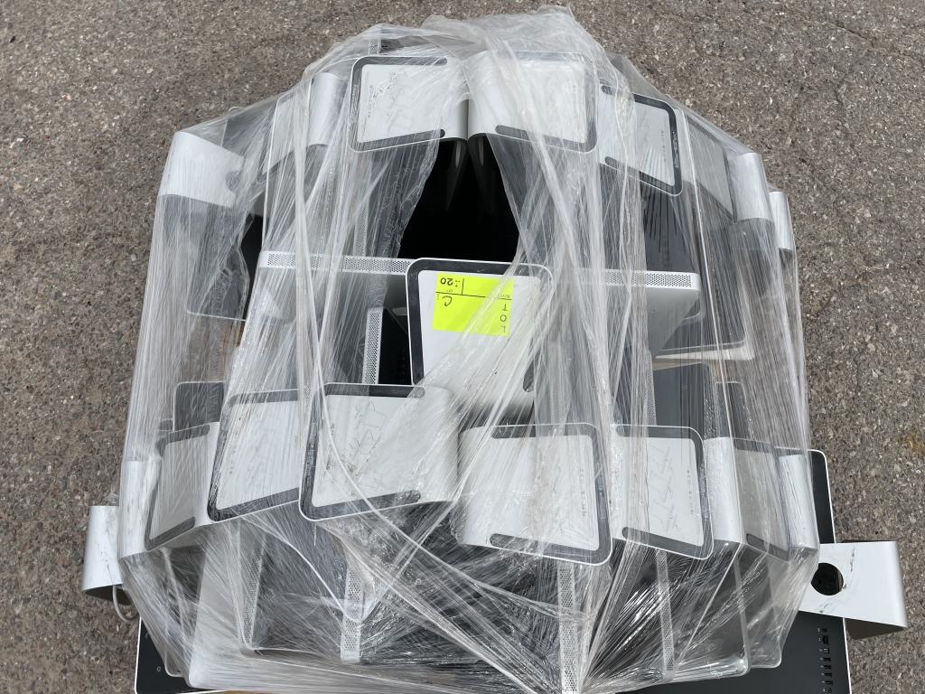 School Surplus- Aprx(20)pcs Apple iMACs -C