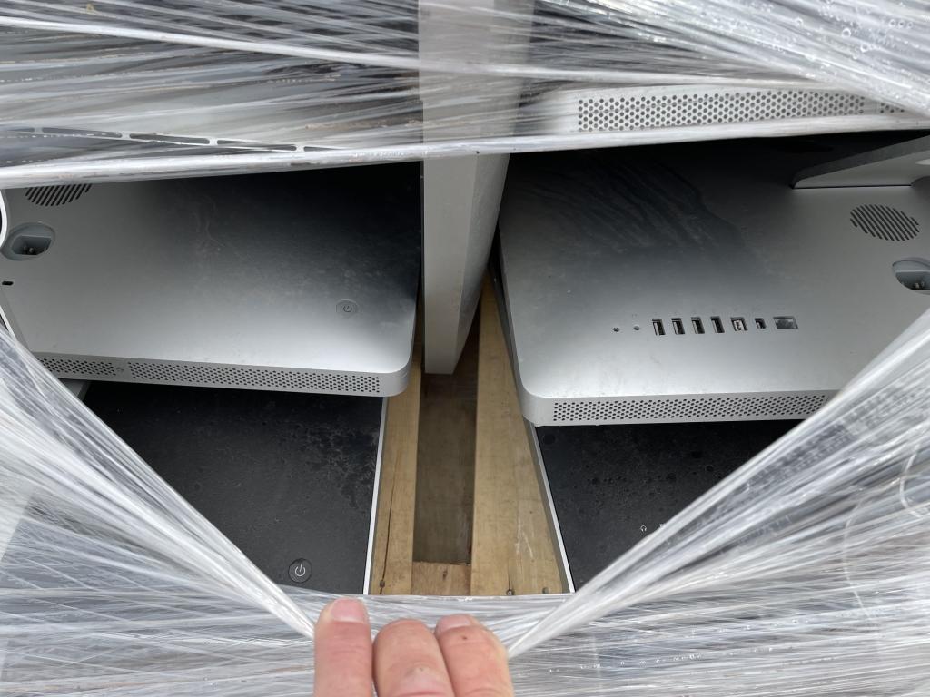 School Surplus- Aprx(20)pcs Apple iMACs -C