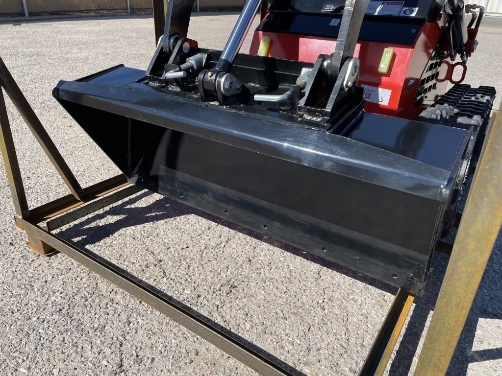 UNUSED 2023 Mini Skid-Steer Loader LRT23