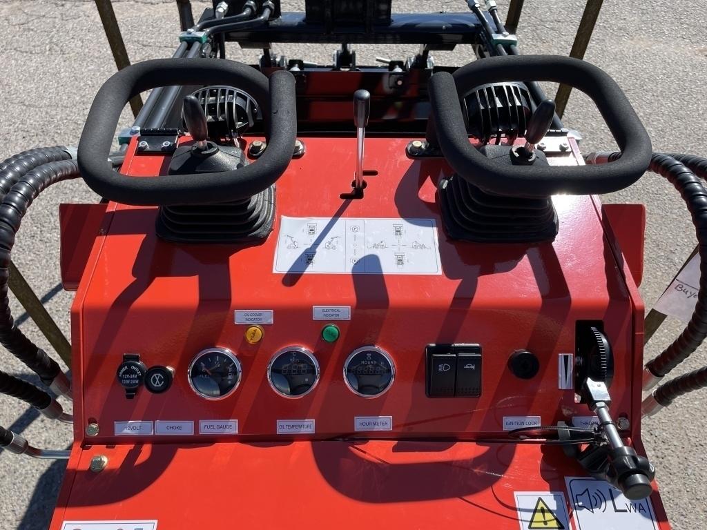 UNUSED 2023 Mini Skid-Steer Loader LRT23