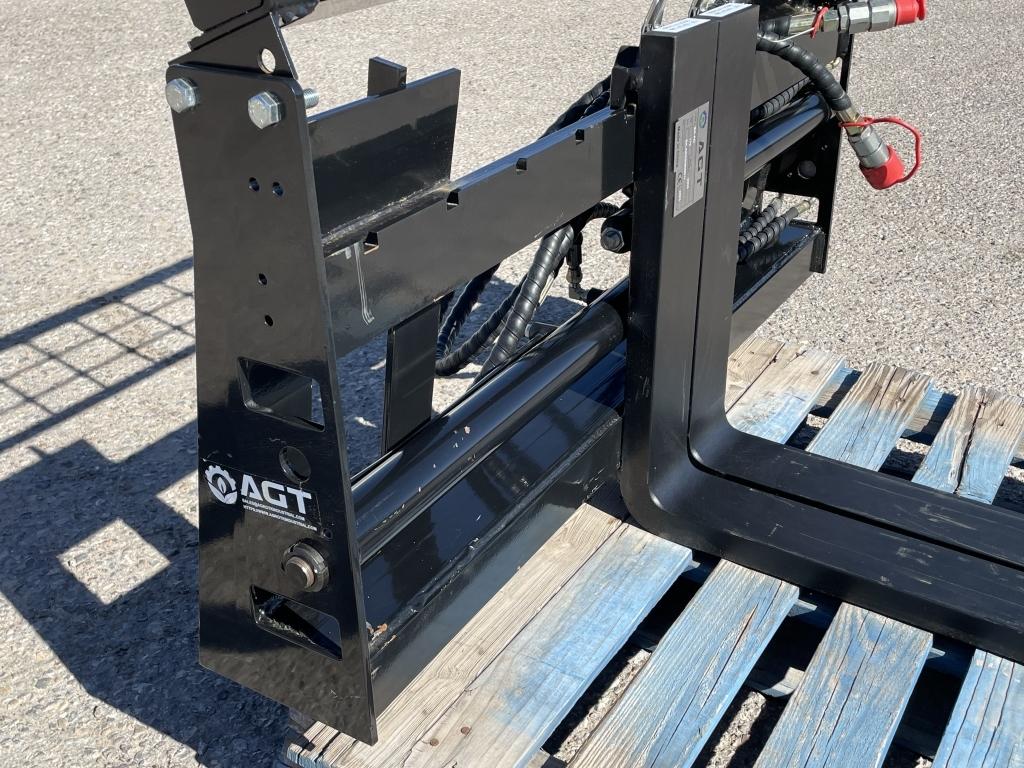UNUSED Hydraulic Skid-Steer Fork Attachment w/Side