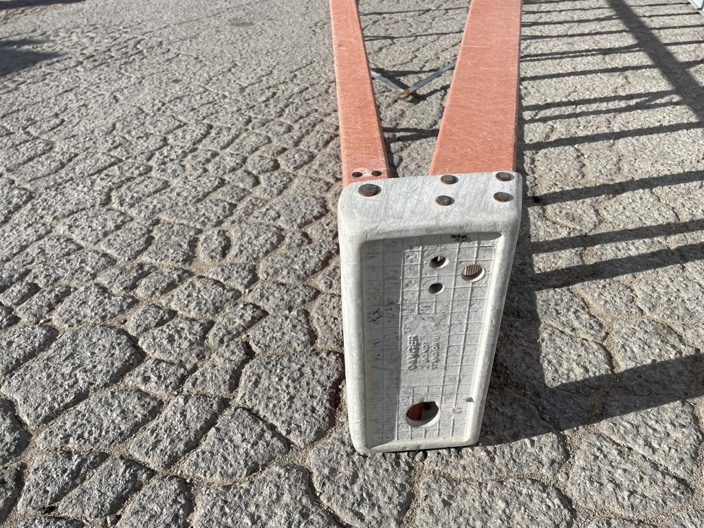12FT Fiberglass Ladder -E