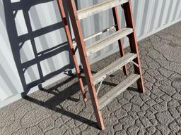 12FT Fiberglass Ladder -E