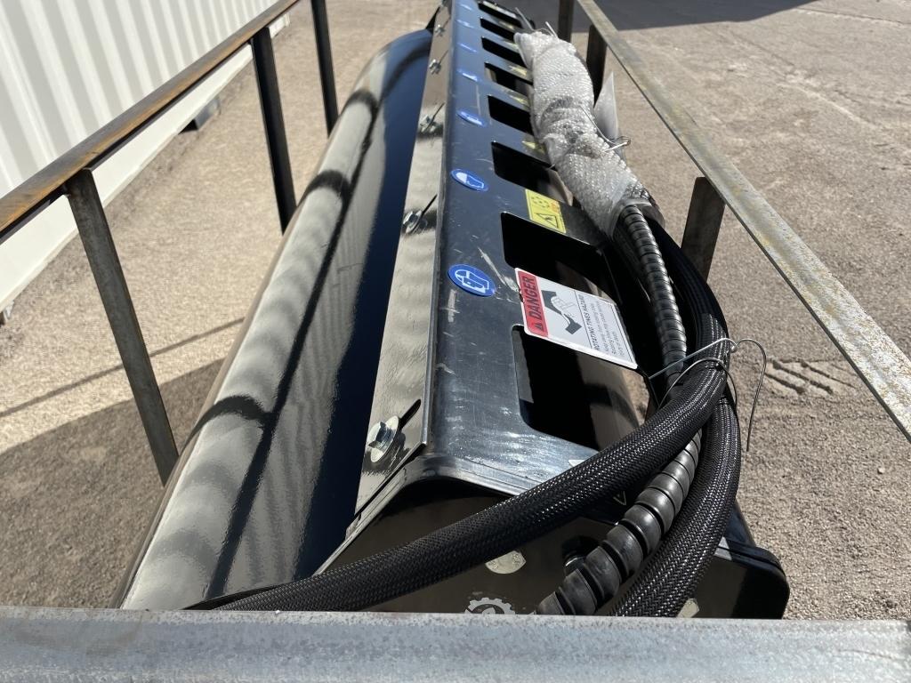 UNUSED Hydraulic Skid-Steer Vibrating Roller