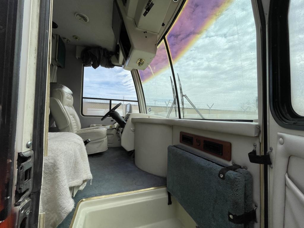 1995 Gulf Stream Scienic Cruiser RV
