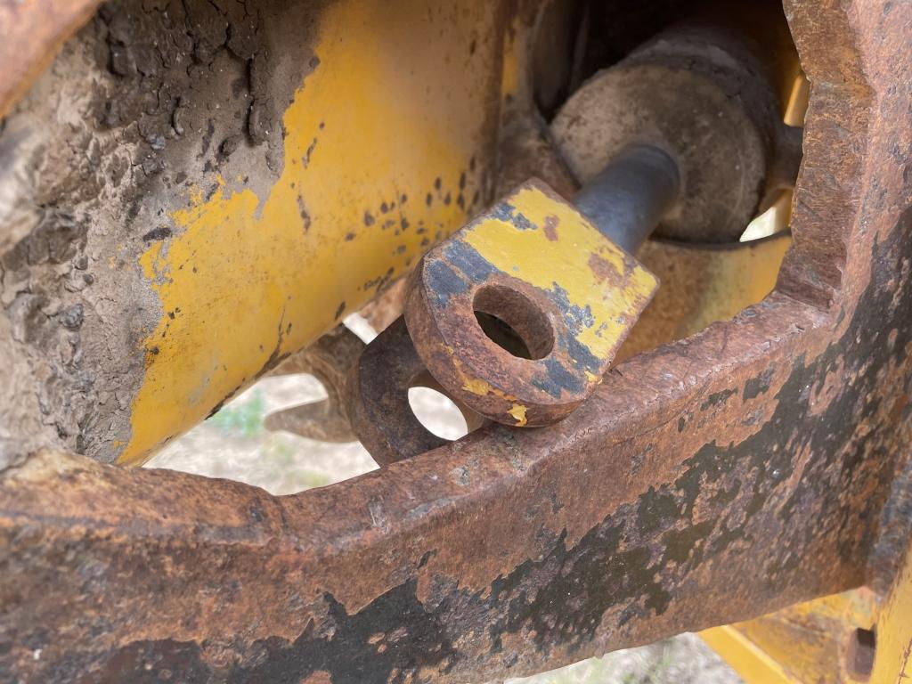 John Deere 770 B-H Motor Grader w/Ripper