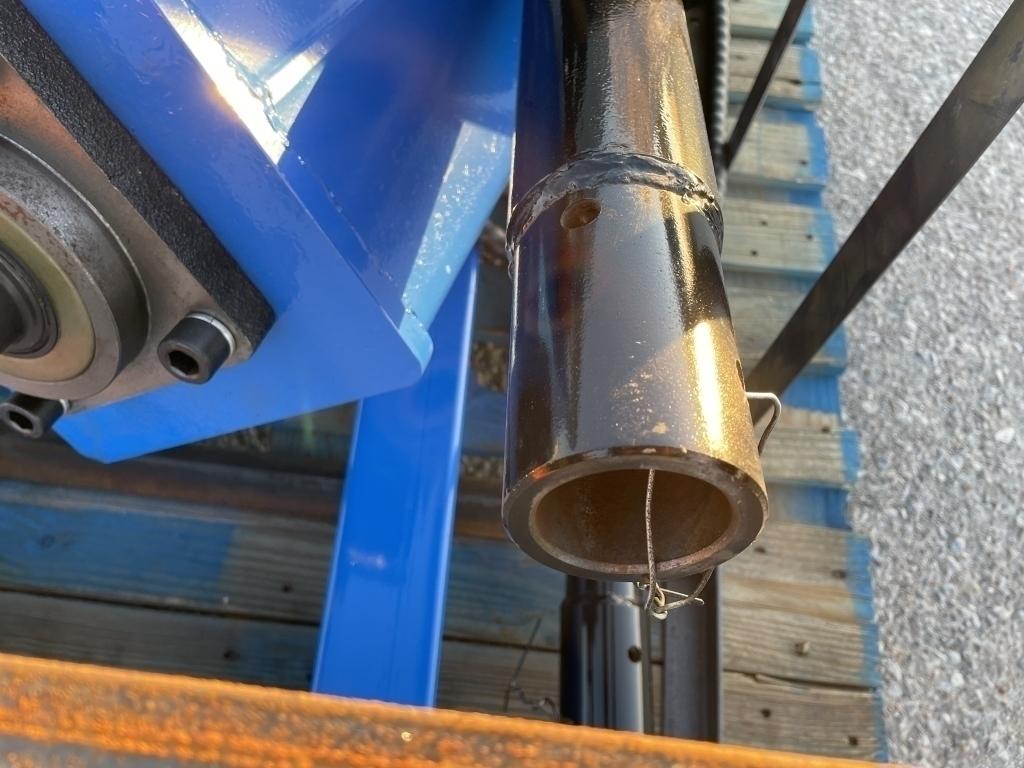UNUSED Hydraulic Skid-Steer Blue Auger w/ 3 Bits