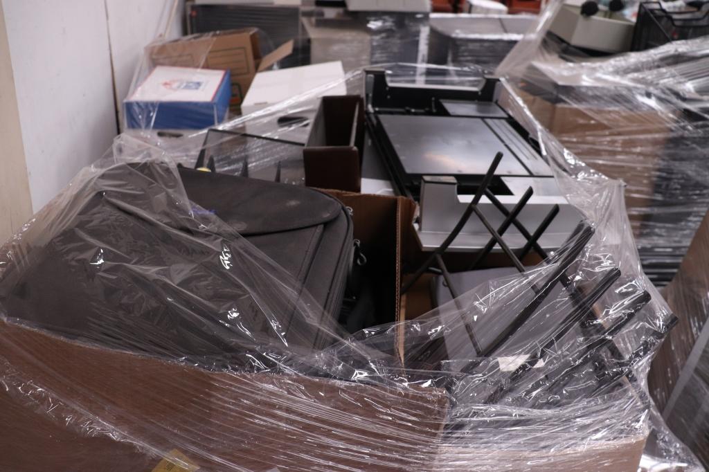 UTEP College Surplus- (2) Pallets of Misc Office