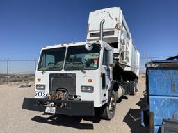 2003 Peterbilt Trash Truck ( Parts Only)