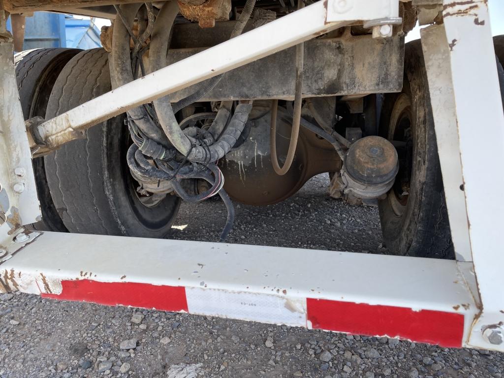 2003 Peterbilt Trash Truck ( Parts Only)